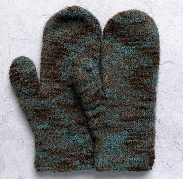blue-brown knit mittens